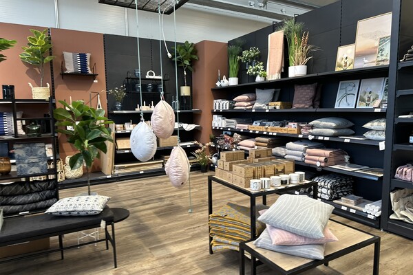 Instore materials and displays